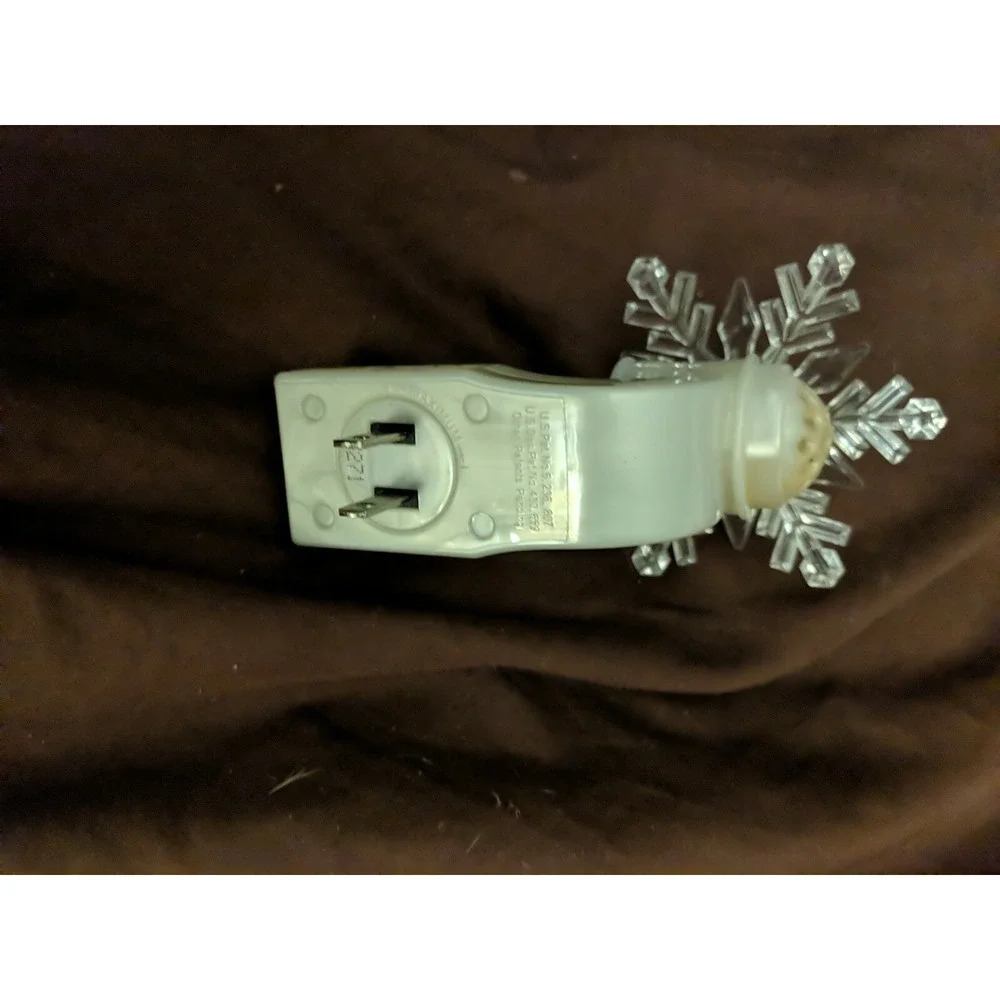 bath and body works wallfower plug diffuser night‎ light up snowflake